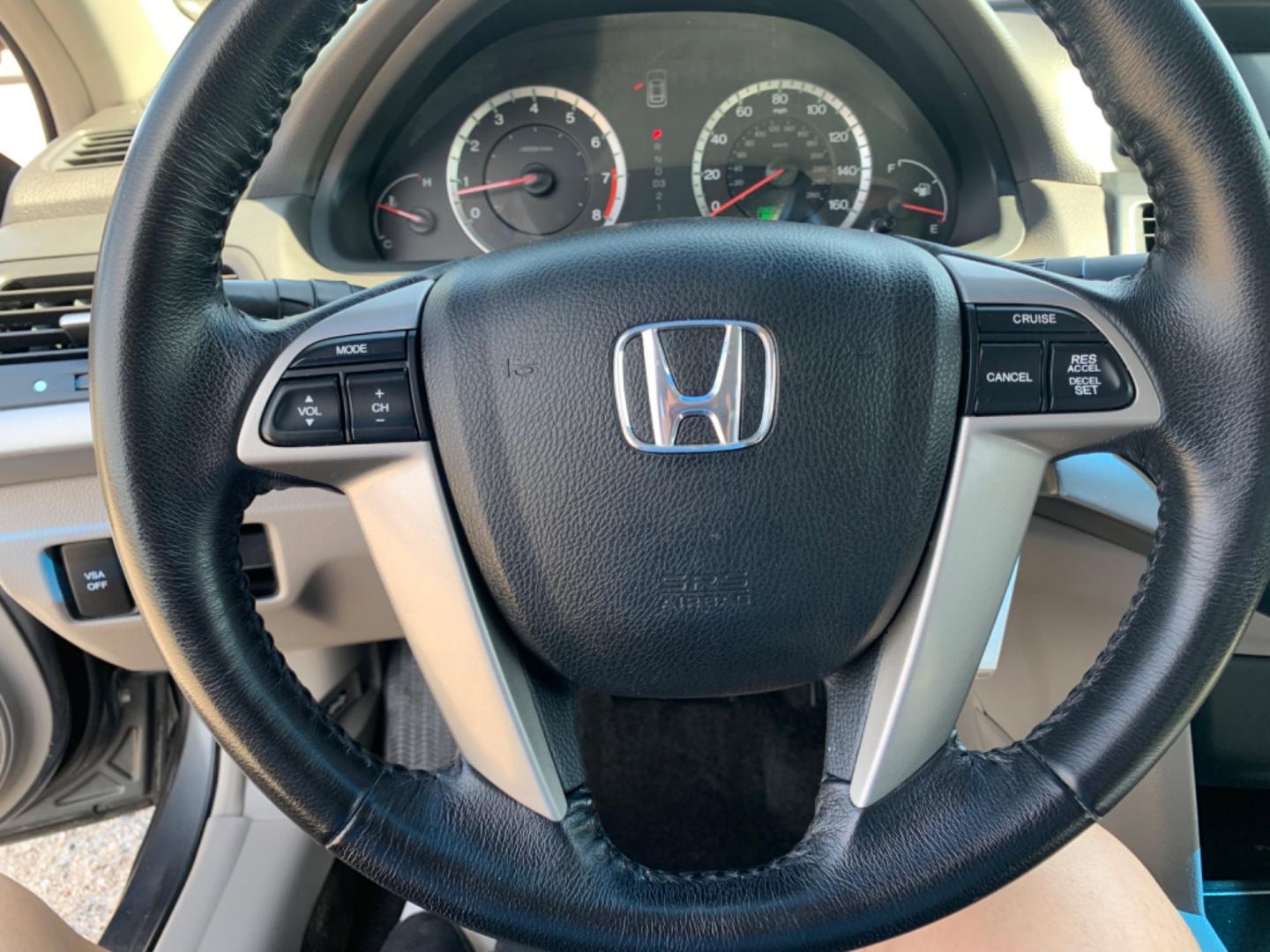 2009 Gray /gray Honda Accord EX 2WD AT (1HGCP36859A) with an 6 Cylinders 3.5L FI SOHC 212 CID engine, AUTOMATIC transmission, located at 1830 North Belt Line Road, Irving, TX, 75061, (469) 524-0199, 32.834373, -96.993584 - Photo#14